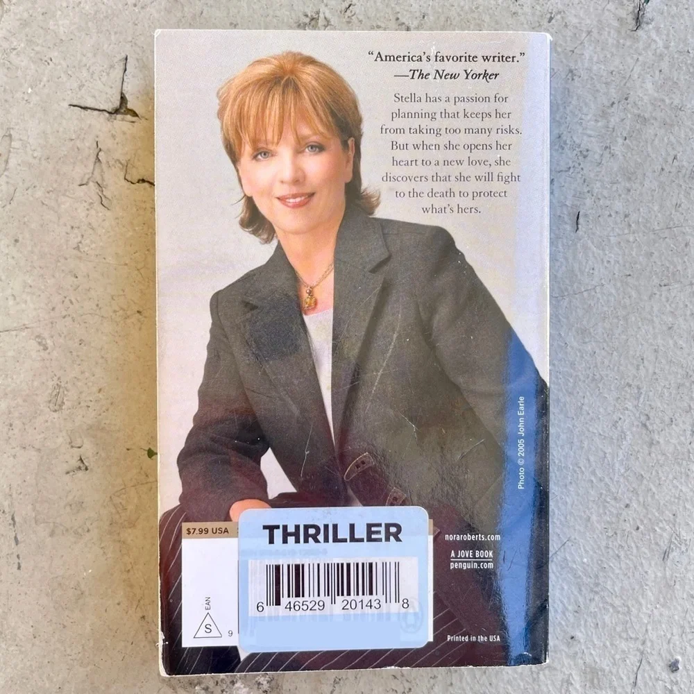 Blue Dahlia by Nora Roberts Paperback Book